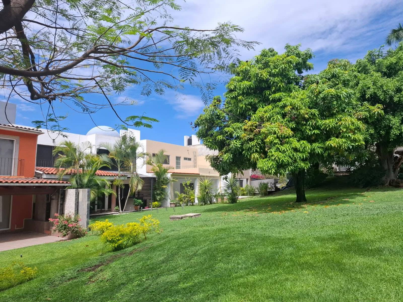 CASA NUEVA A PRECIO DE PREVENTA EN  BURGOS DE CUERNAVACA, EN MORELOS